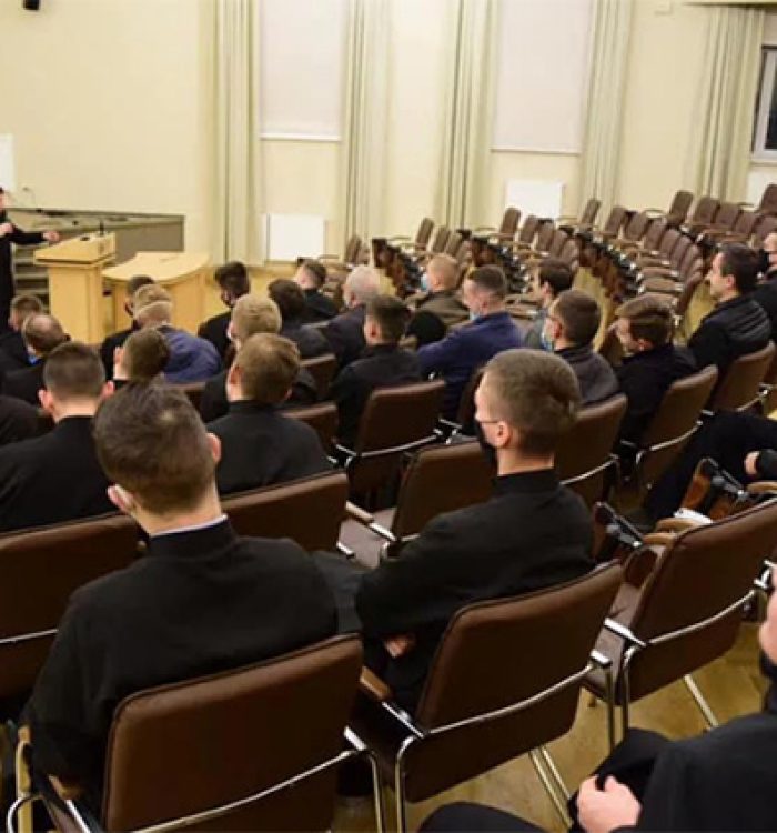 Військовий капелан зустрівся із семінаристами Центру душпастирювання військовослужбовців Львівської духовної семінарії Святого Духа