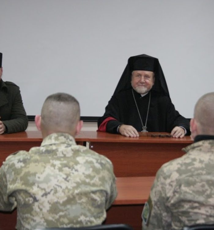 Військовий єпископ провів зустріч із прикордонниками строкової служби
