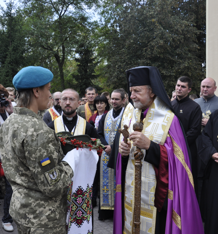 У Зарваниці розпочалося ювілейне Всеукраїнське військове паломництво