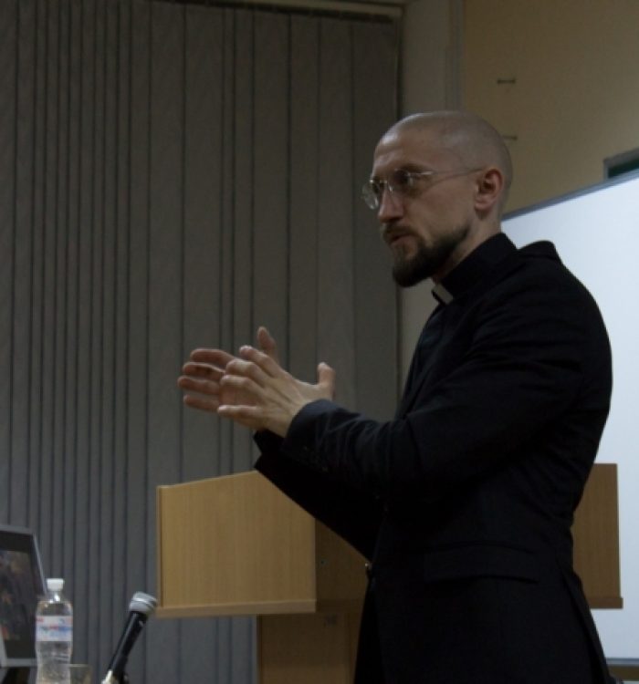 Військовий капелан о. Андрій Зелінський, ТІ, зустрівся зі студентами Могилянки