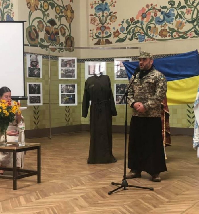 У Полтаві презентували книжку «Капелани. На службі Богу і Україні»