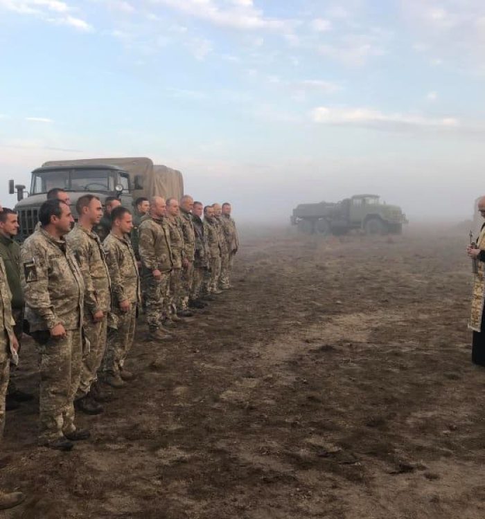 Капелан благословив військовослужбовців на успішні військові навчання