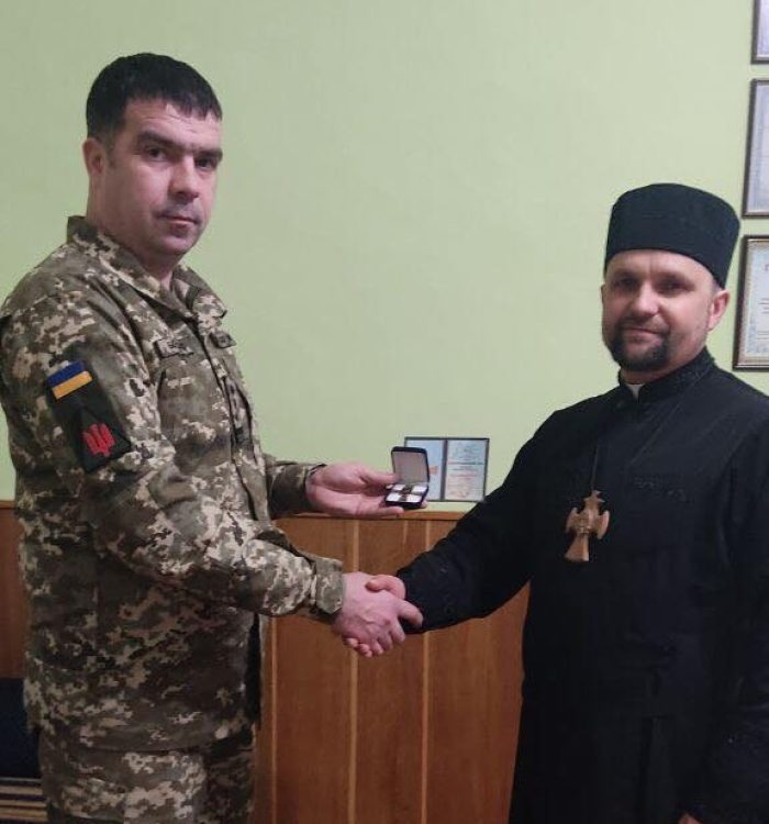Військового капелана УГКЦ нагородили нагрудним знаком “Козацький хрест ІІ ступеня”