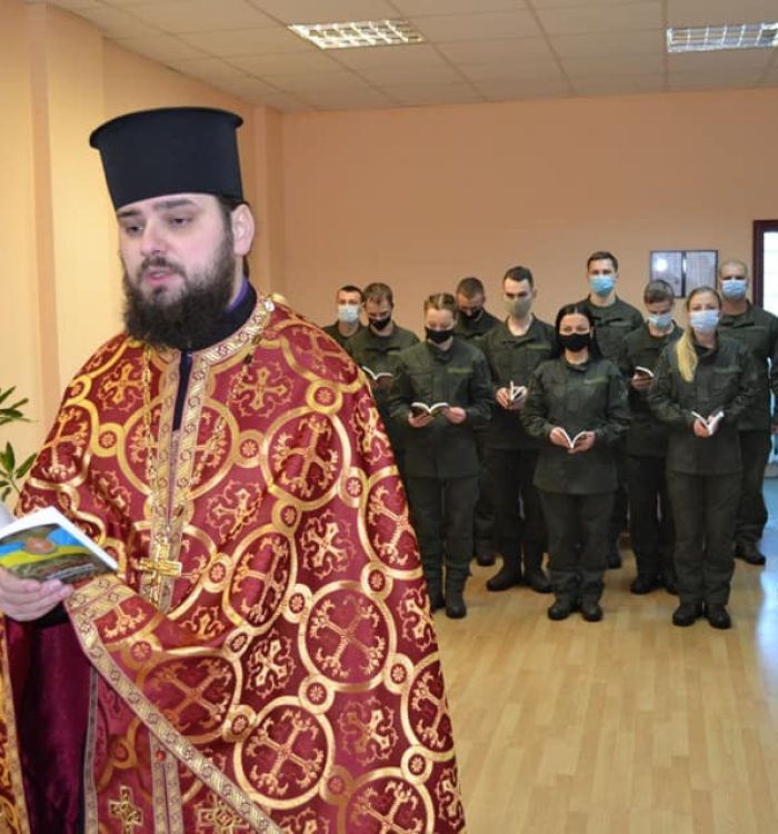 Капелан разом з нацгвардійцями вшанували пам’ять Героїв Крут