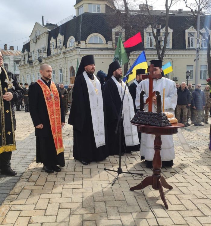 У Києві відбулася міжконфесійна молитва за полеглих українських Героїв