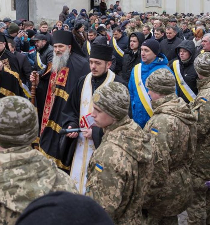 Військовослужбовці Львова взяли участь у загальноміській Хресній дорозі