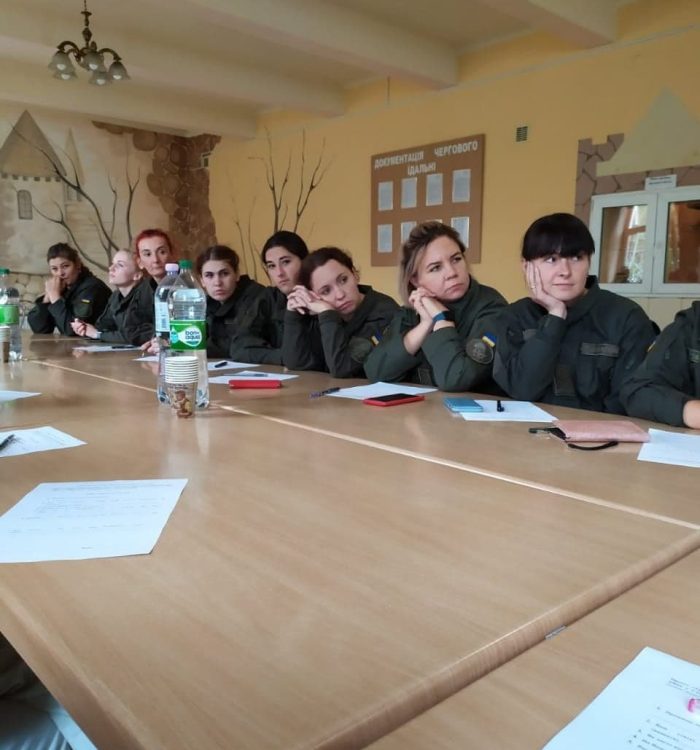 У Рівному капелан провів тематичну зустріч для групи жінок-військовослужбовців військової частини НГУ