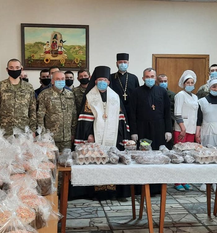Владика Степан Сус з великодніми дарунками відвідав Головний військовий клінічний госпіталь