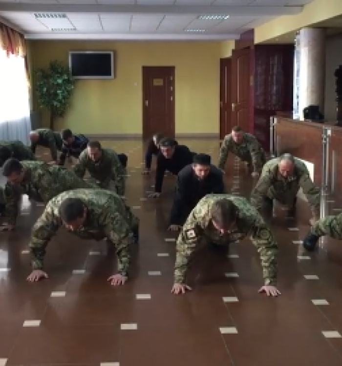 Капелани різних конфесій прийняли естафету 22 Pushup Challenge, щоб підтримати українських військових (ВІДЕО)
