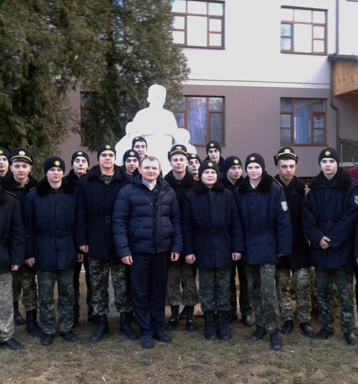Ліцеїсти разом з капеланом відвідали родинний дім “Покров”