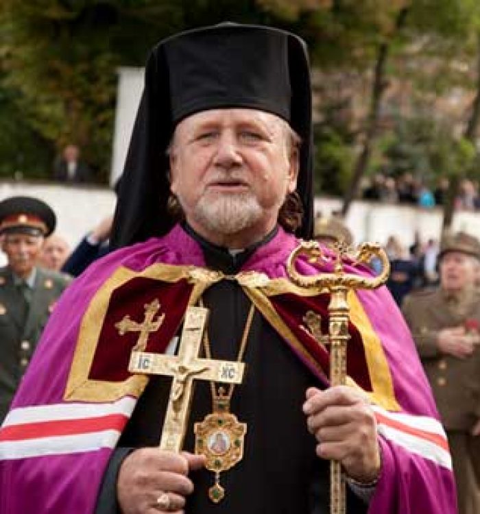 Військовий єпископ Михаїл Колтун звернувся до воїнів на Різдвяному концерті