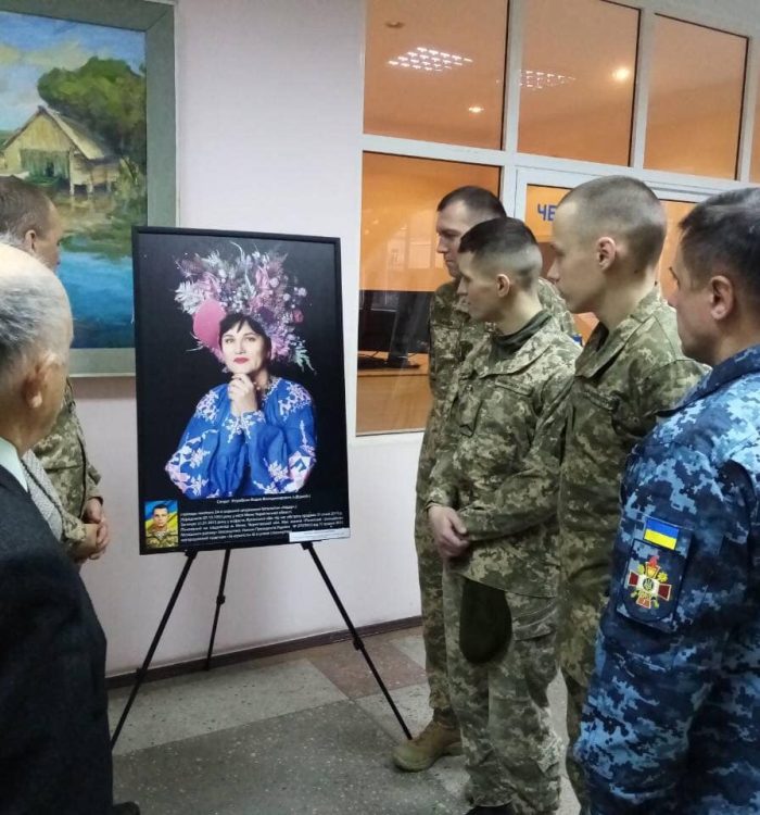 У Національному університеті оборони представили фотовиставку “Сильні духом. Мами”