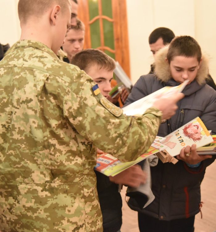 “Надзвичайно приємно бачити посмішки на їхніх обличчях”, – курсант НАСВ про відвідини дитячого інтернату