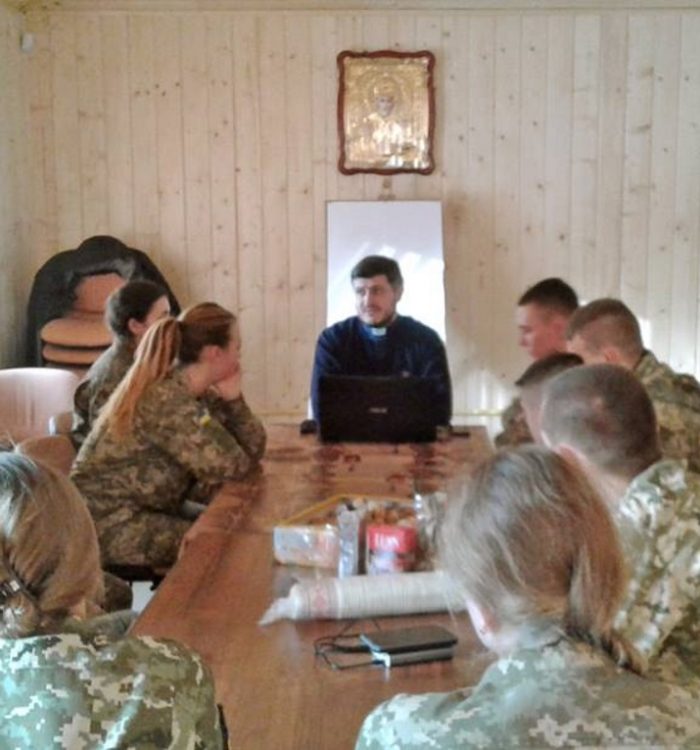 Курсантів навчали рятувати алкозалежних