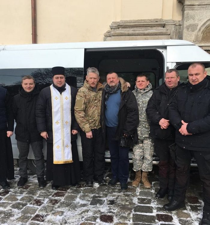 З Гарнізонному храму відправили необхідні речі для український військових на Схід