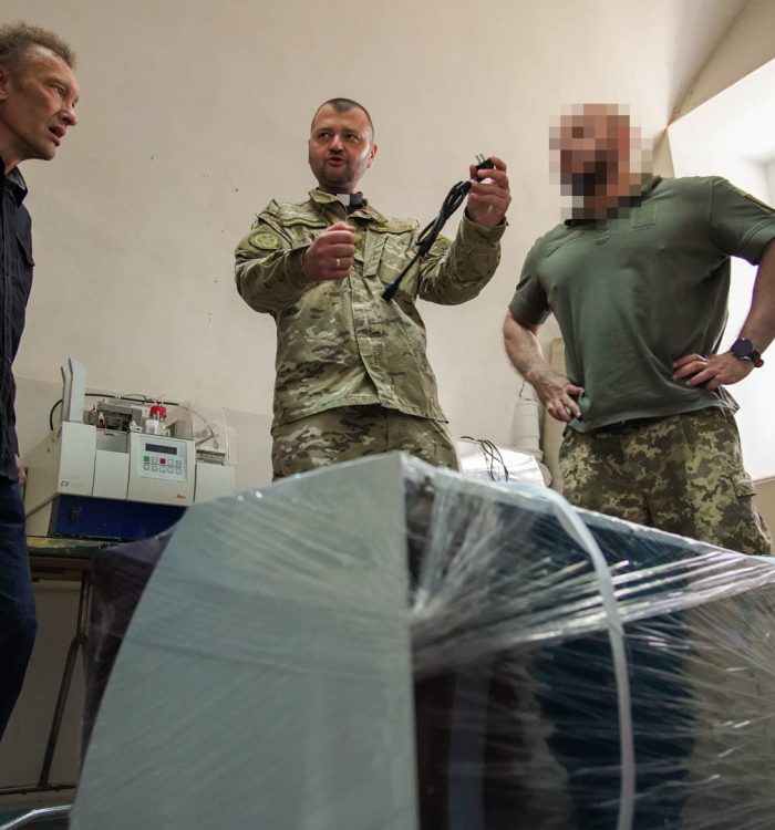 Медичні капелани УГКЦ передали обладнання одному з госпіталів ЗСУ