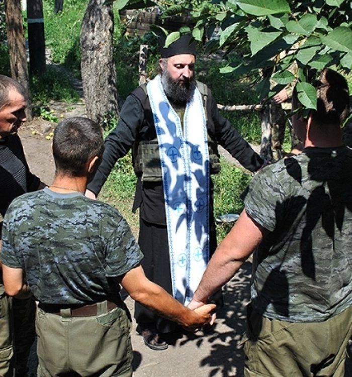 Ієромонах Лука лікує поранені війною душі воїнів АТО