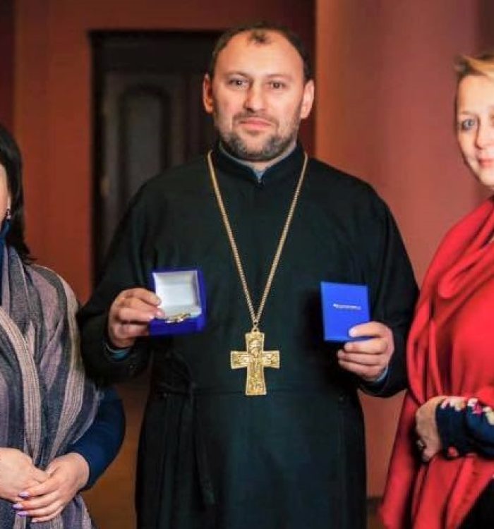 Капелан із Чернівців отримав нагороду “За заслуги перед Буковиною”
