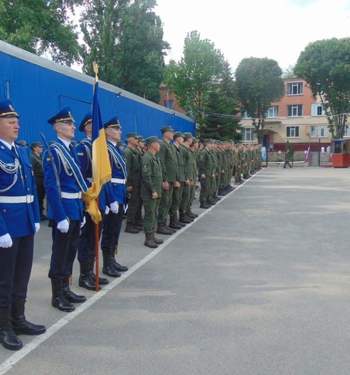 Капелан благословив молодих  гвардійців