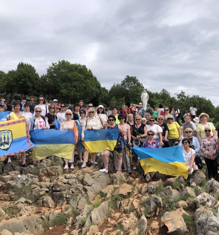 Родини полеглих українських Героїв повернулися з паломництва «Перлини Адріатичного моря»