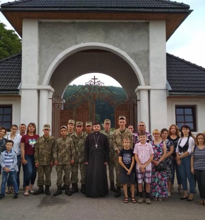 Військовослужбовці здійснили паломництво до Унева
