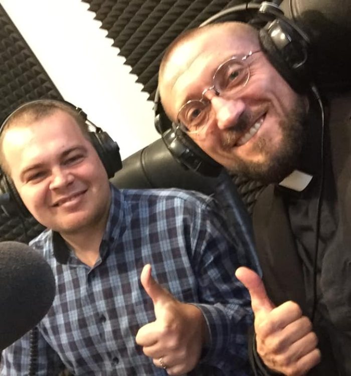 “Отче, коли дивишся на ваші світлини – хочеться жити! – Найбільший комплімент від людей!” – o. Андрій Зелінський