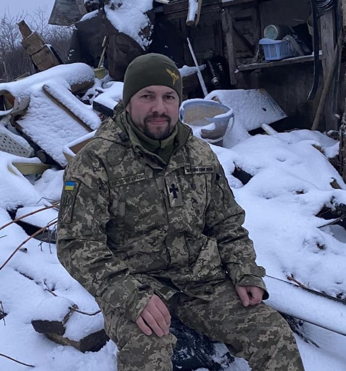 «Тих, хто боявся, на Майдані не було»: спогади військового капелана про Героїв Небесної сотні