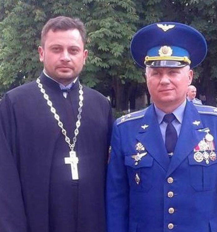 В бригаді тактичної авіації ім. П. Франка представили військових капеланів
