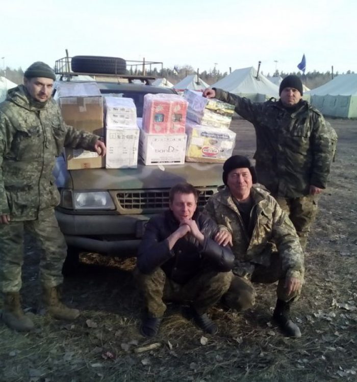 Греко-католики Італії придбали автомобіль для українських воїнів у зоні АТО
