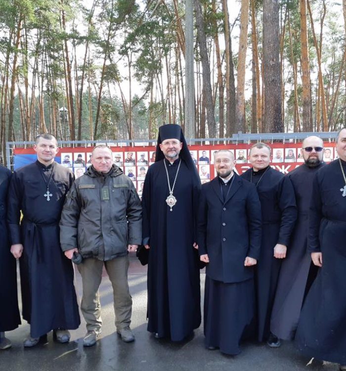 Владика Богдан Дзюрах із капеланами нашої Церкви на святкуванні 5-ої річниці Національної гвардії