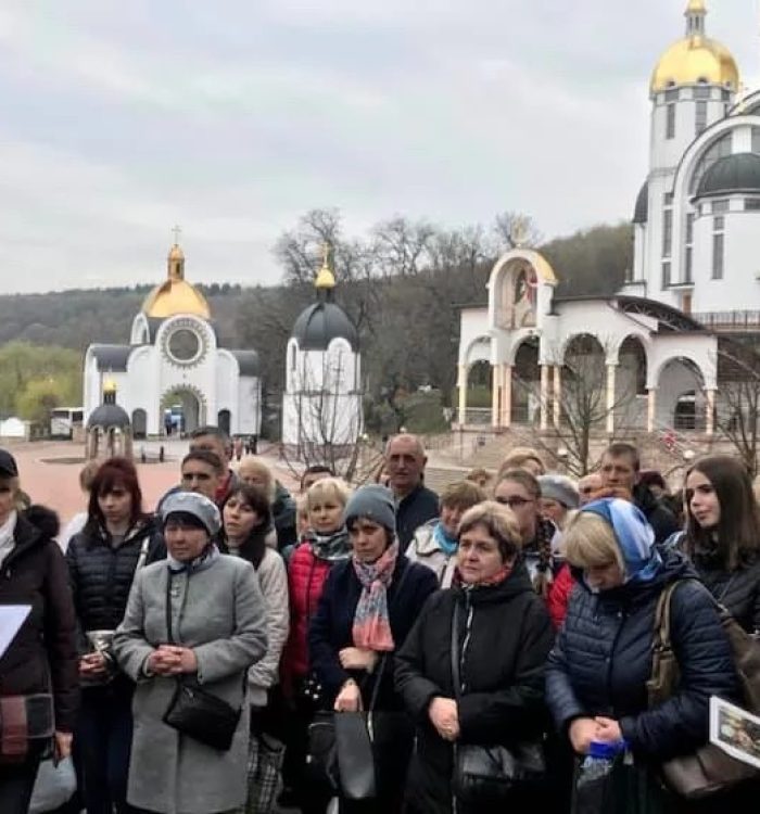 Військові капелани очолили прощу працівників Львівської національної академії сухопутних військ до Зарваниці