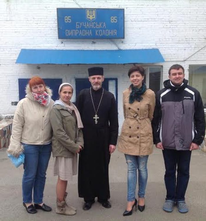 В рамках акції «Подаруй книгу в’язню» волонтери відвідали засуджених у Бучанській виправній колонії