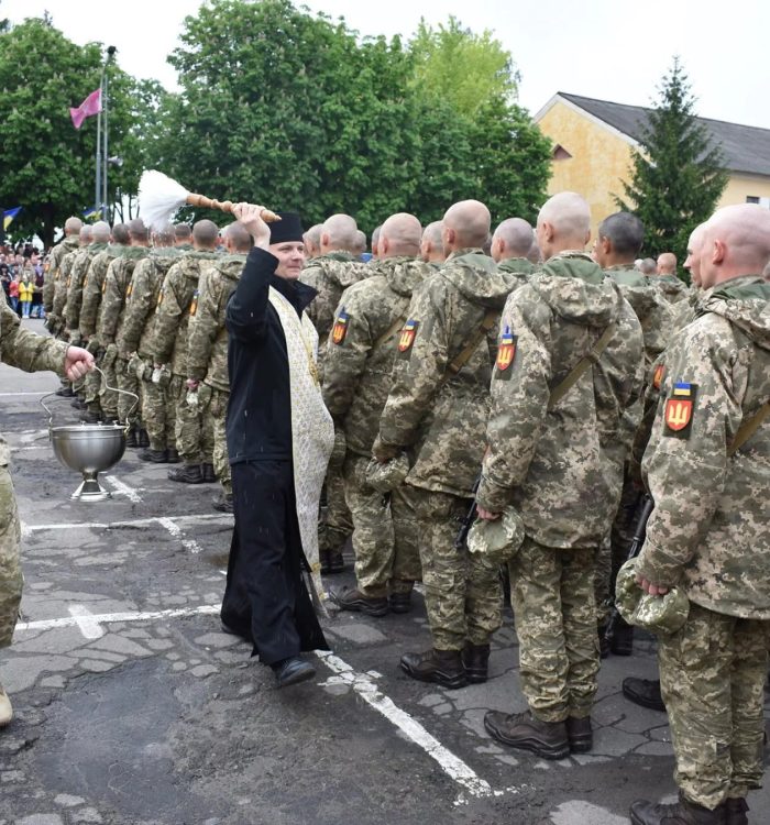Капелан благословив військовослужбовців на добре звершення служіння