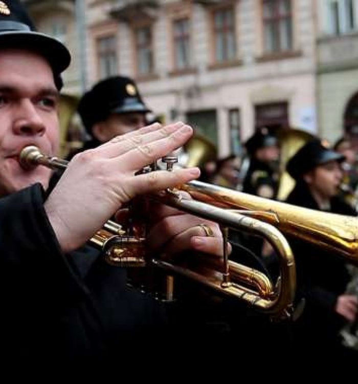 “Державний гімн це не просто пісня, а річ яка спонукає нас до пам’яті, відповідальності та шани до усіх тих, хто віддав своє життя навіть за слова до цієї пісні”, – о. Степан Сус