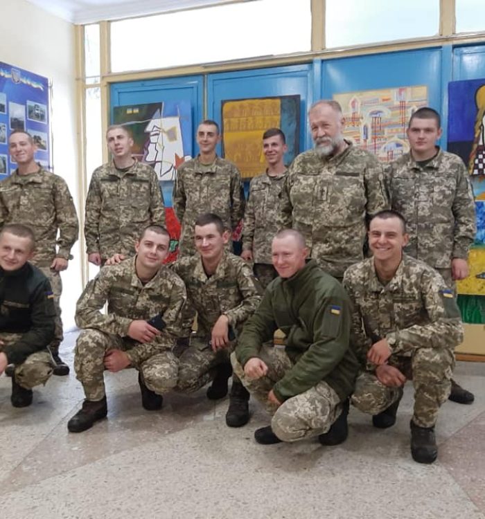 У Білгород-Дністровському військовий капелан разом з воїнами відзначили День захисника України