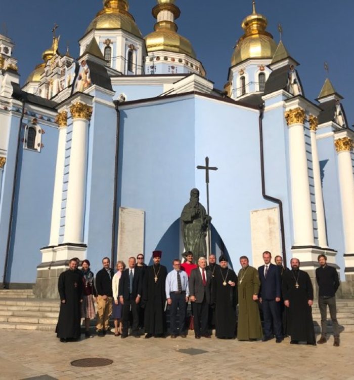 Роберт Гікс поділився досвідом з українськими капеланами