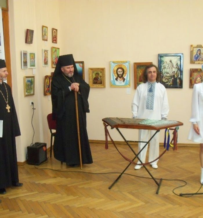 Великоднього Понеділка у Чернівцях відкрилася Національна пересувна експозиція мистецтва в’язнів