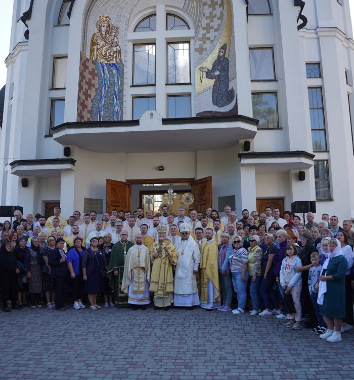 У Зарваниці відбулося XV Всеукраїнське військове паломництво