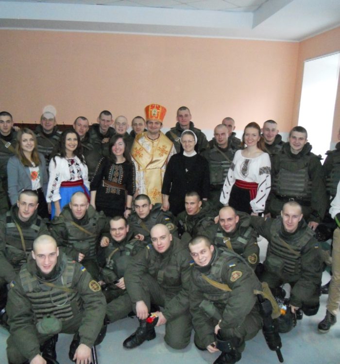 Святий Миколай завітав у військові частини міста Києва