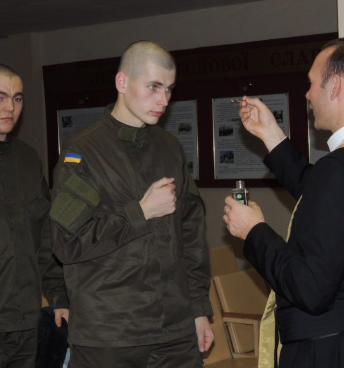 До військових Національної гвардії в Івано-Франківську завітав св. Миколай