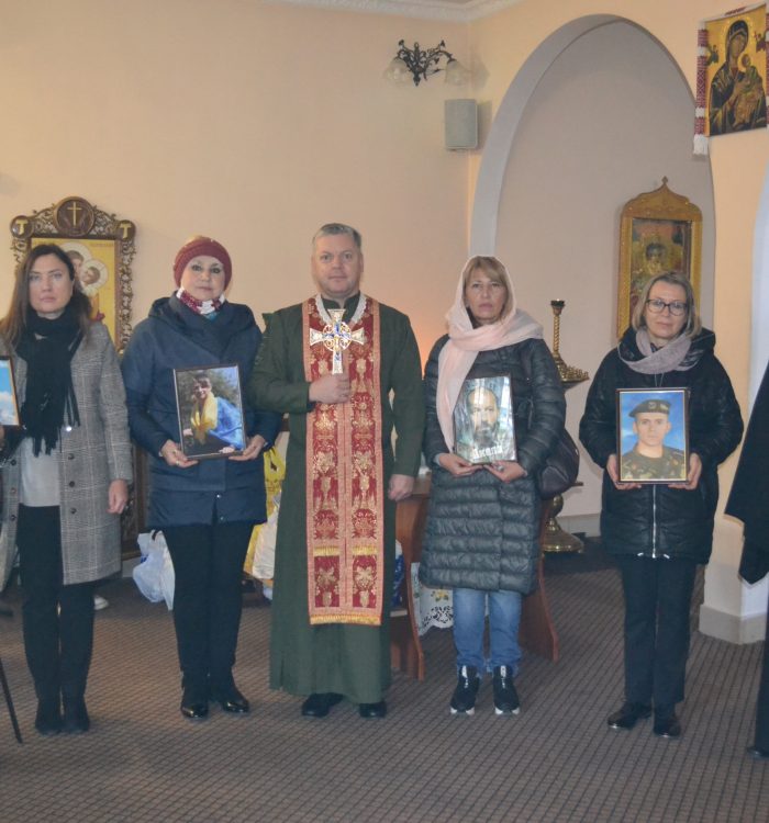 В Одесі капелан провів молитовну зустріч з родинами полеглих воїнів