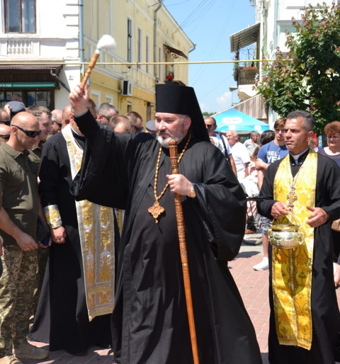 Владика Василь Івасюк та капелани поблагословили військових, що повернулися зі сходу
