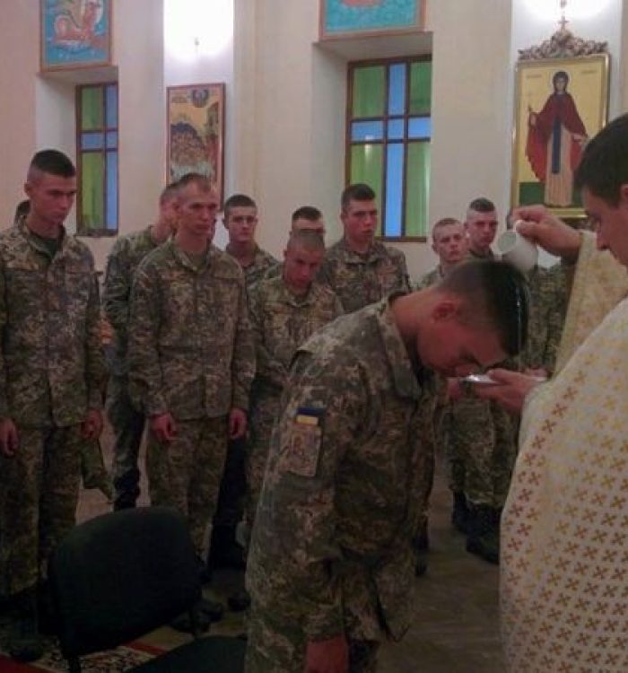 Курсант факультету Ракетних військ і артилерії прийняв таїнство хрещення