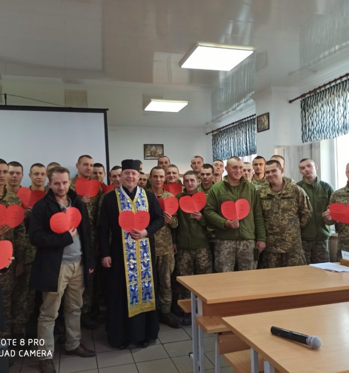 Капелан провів дні духовної віднови у військовій частині