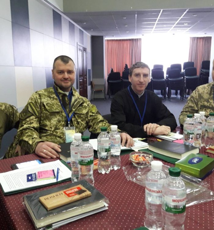 Капелани УГКЦ взяли участь у Міжконфесійному науково-практичному тренінгу “Зцілення душевних травм”