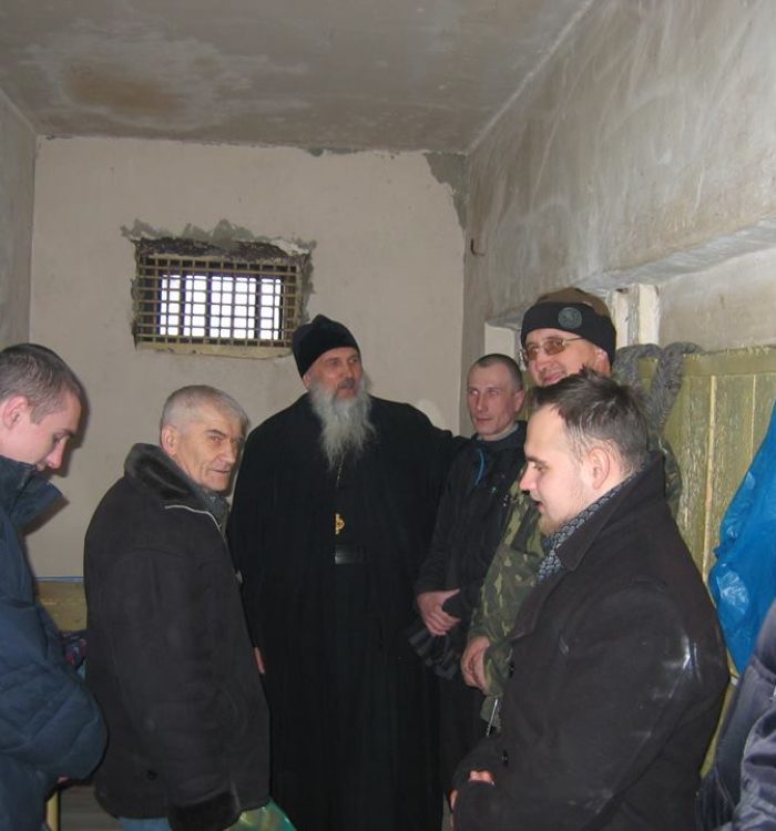 Єпископ-помічник Львівської архиєпархії відвідав в’язнів у камерах дисциплінарного ізолятора Львівської виправної колонії 48