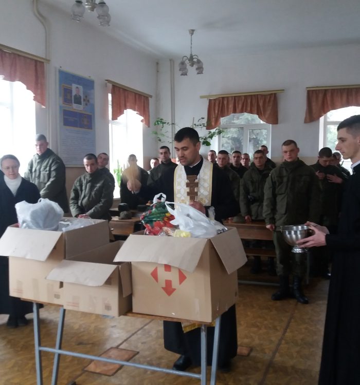Великодні відвідини військових Києва
