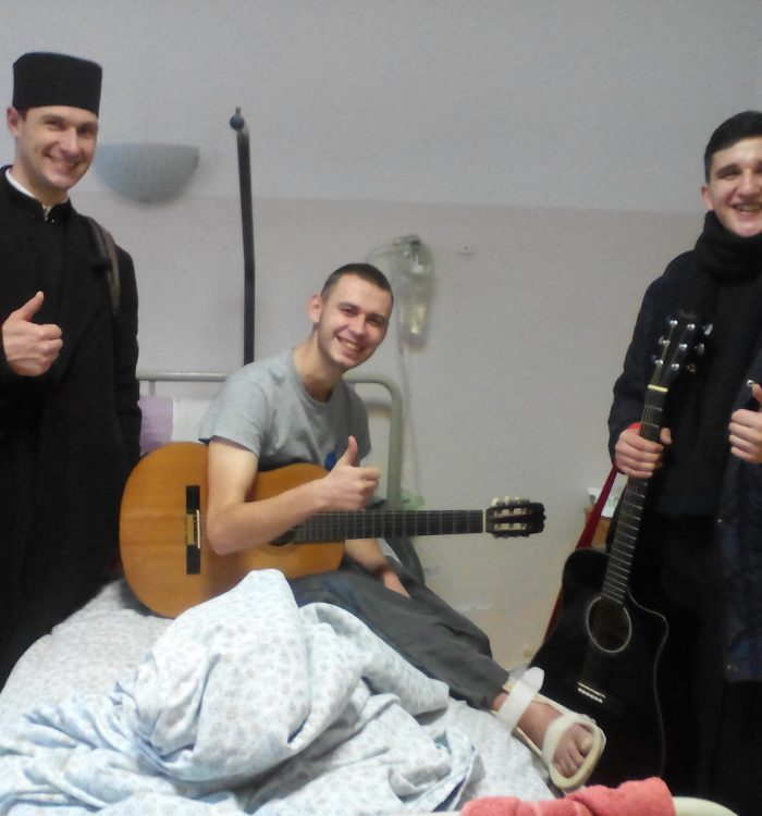 Семінаристи КТДС відвідали військових у госпіталі