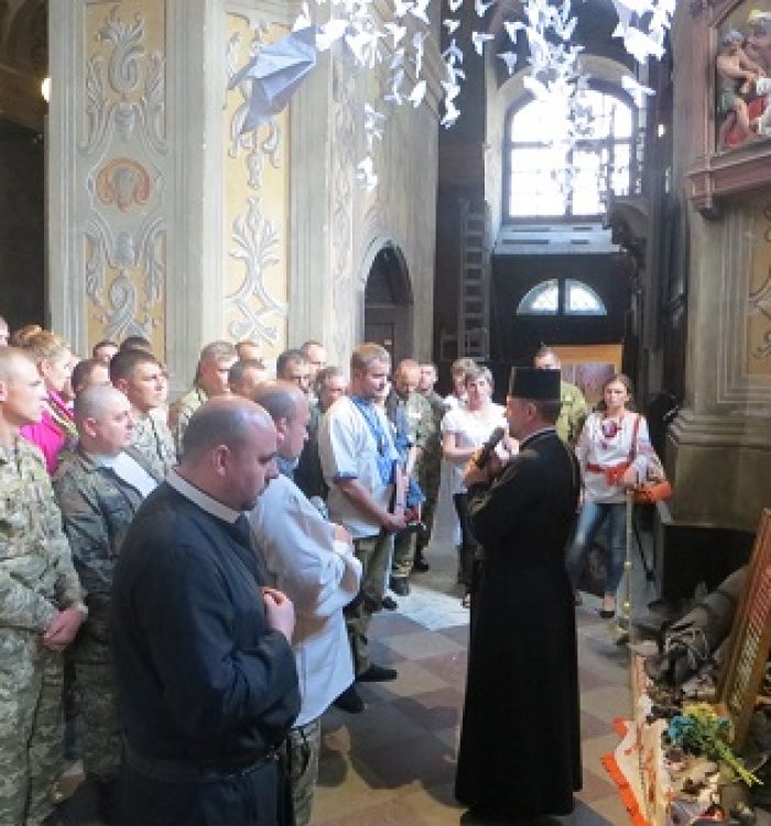 Поминальна молитва капеланів УГКЦ та військовослужбовців 3-го ОМПБ 24 бригади