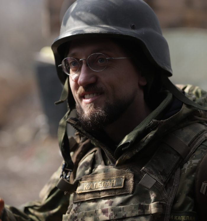 Війна змінює кожного. Інтерв’ю з першим військовим капеланом у штабі АТО Андрієм Зелінським